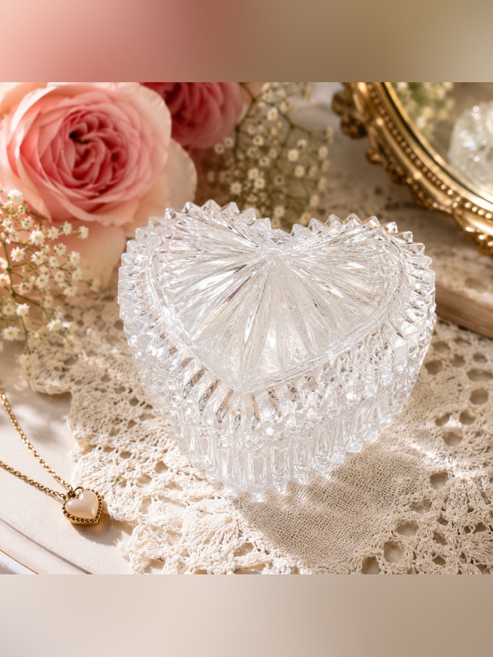 Vintage Clear Pressed Glass Heart Trinket Box Lidded Jewelry Keepsake Vanity